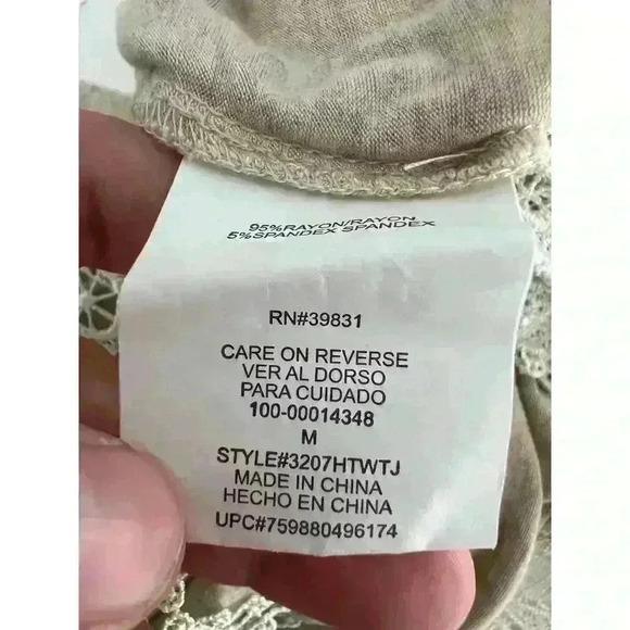 Takara Lace Trim Blouse Long Sleeve Beige Size Medium - Picture 7 of 9